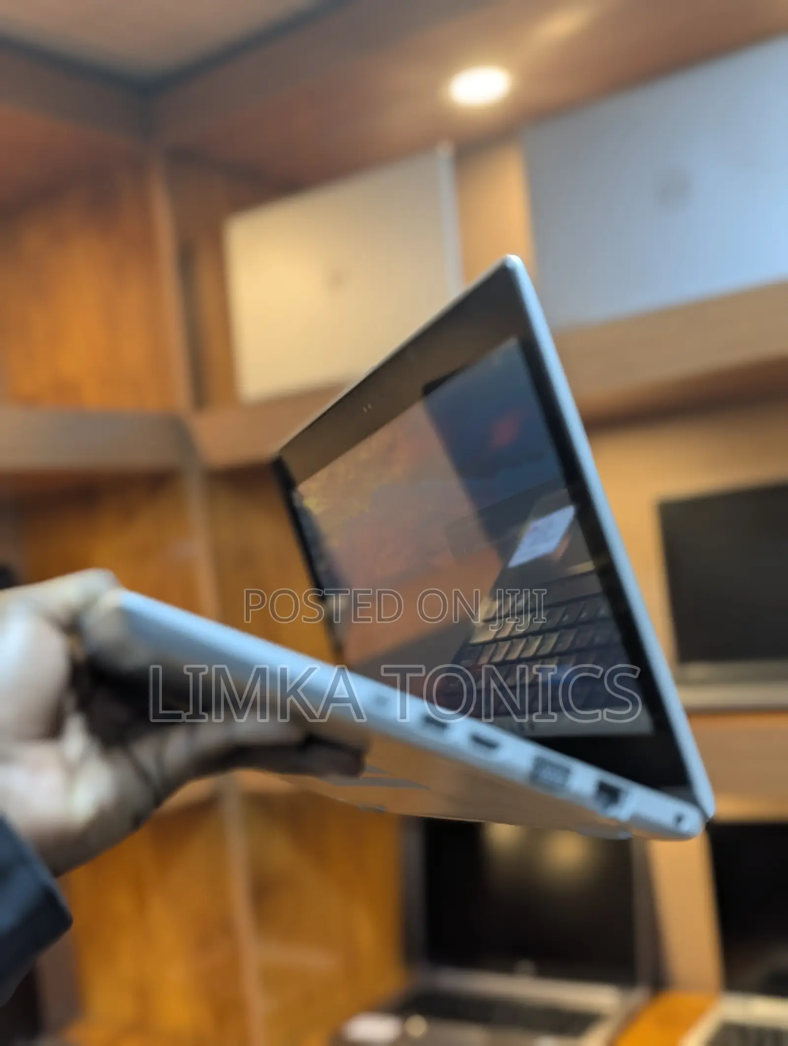 New Laptop HP 430 G5 8GB Intel Core i3 SSD 256GB