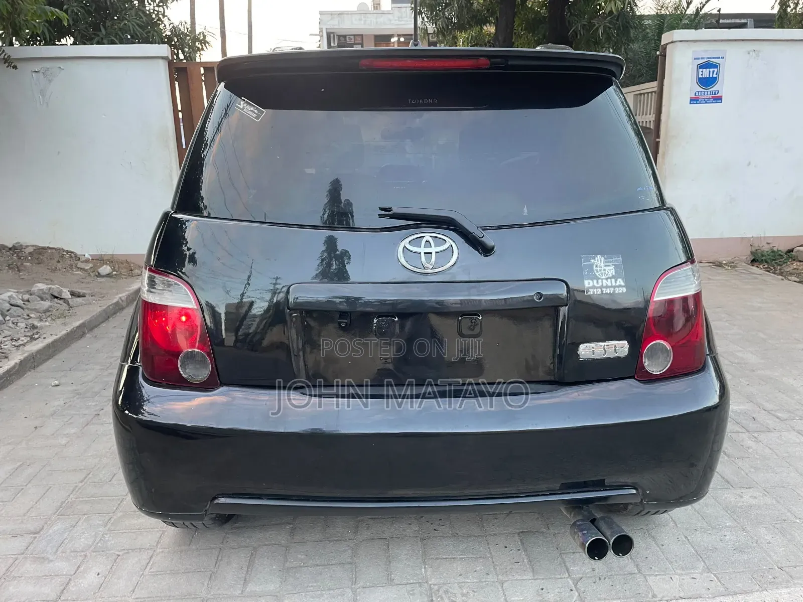 Toyota IST 2004 Black