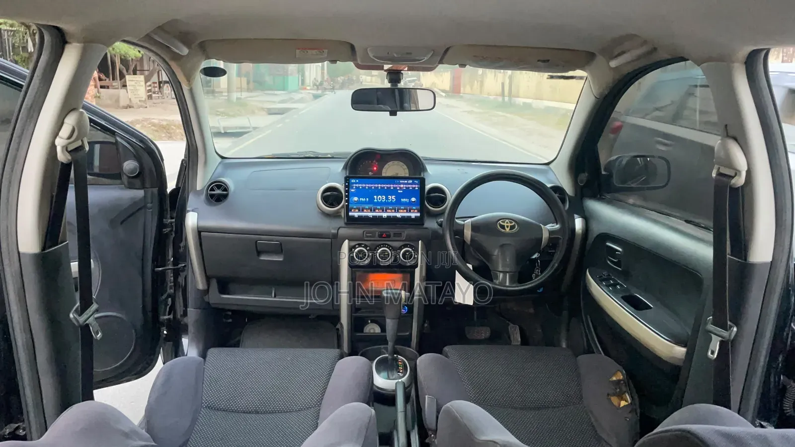 Toyota IST 2004 Black