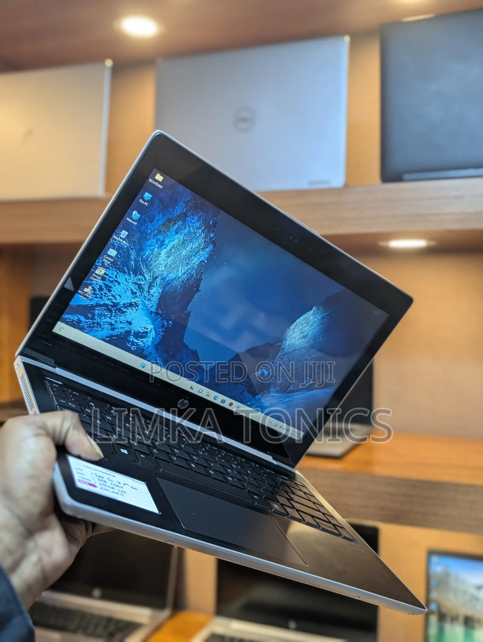 New Laptop HP 430 G5 8GB Intel Core i3 SSD 256GB