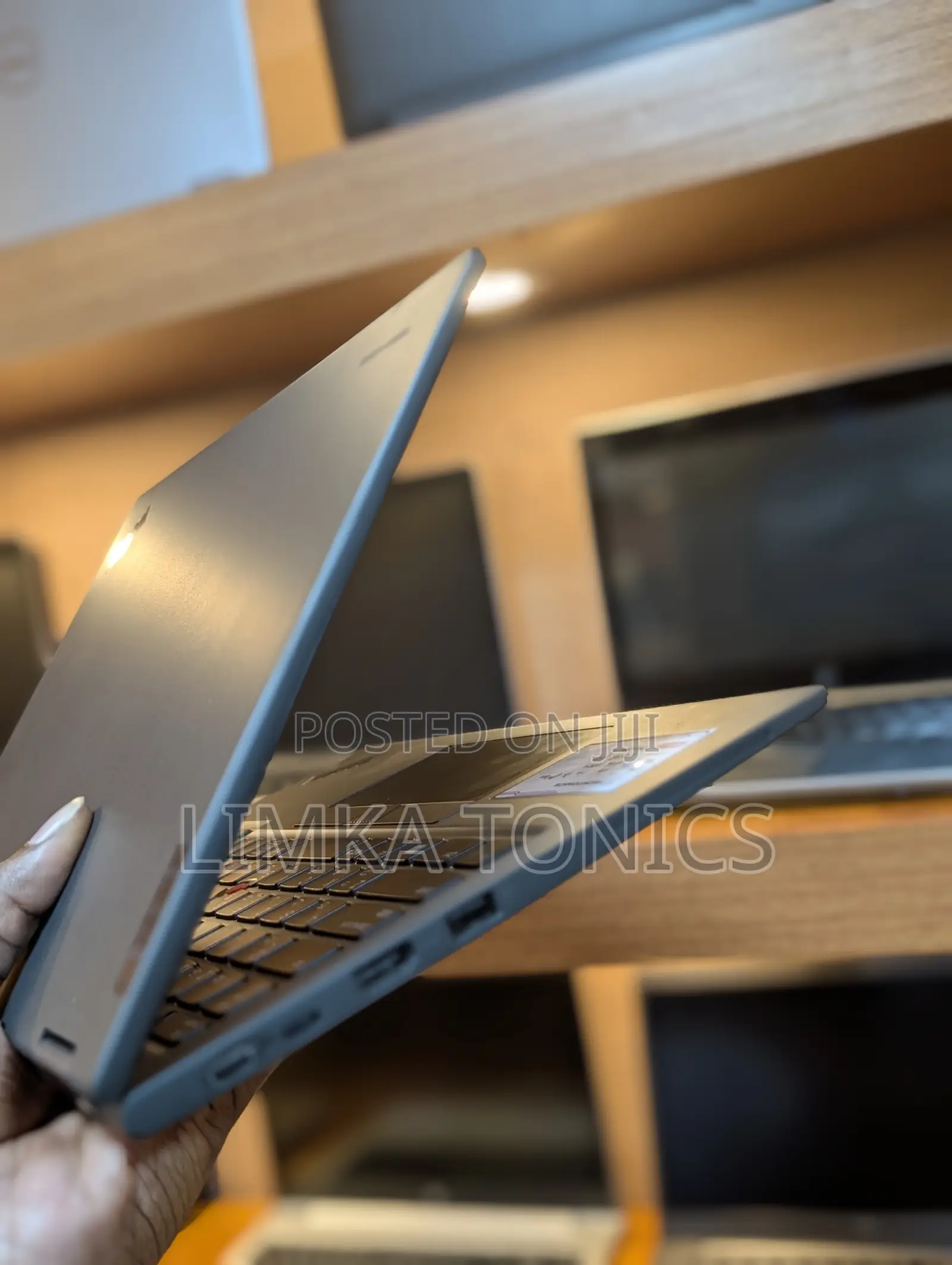 New Laptop Lenovo ThinkPad x13 Yoga 16GB Intel Core i5 SSD 256GB