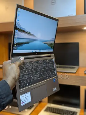 New Laptop HP ZBook 14 16GB Intel Core i5 SSD 512GB