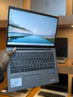 New Laptop HP ZBook 14 16GB Intel Core i5 SSD 512GB