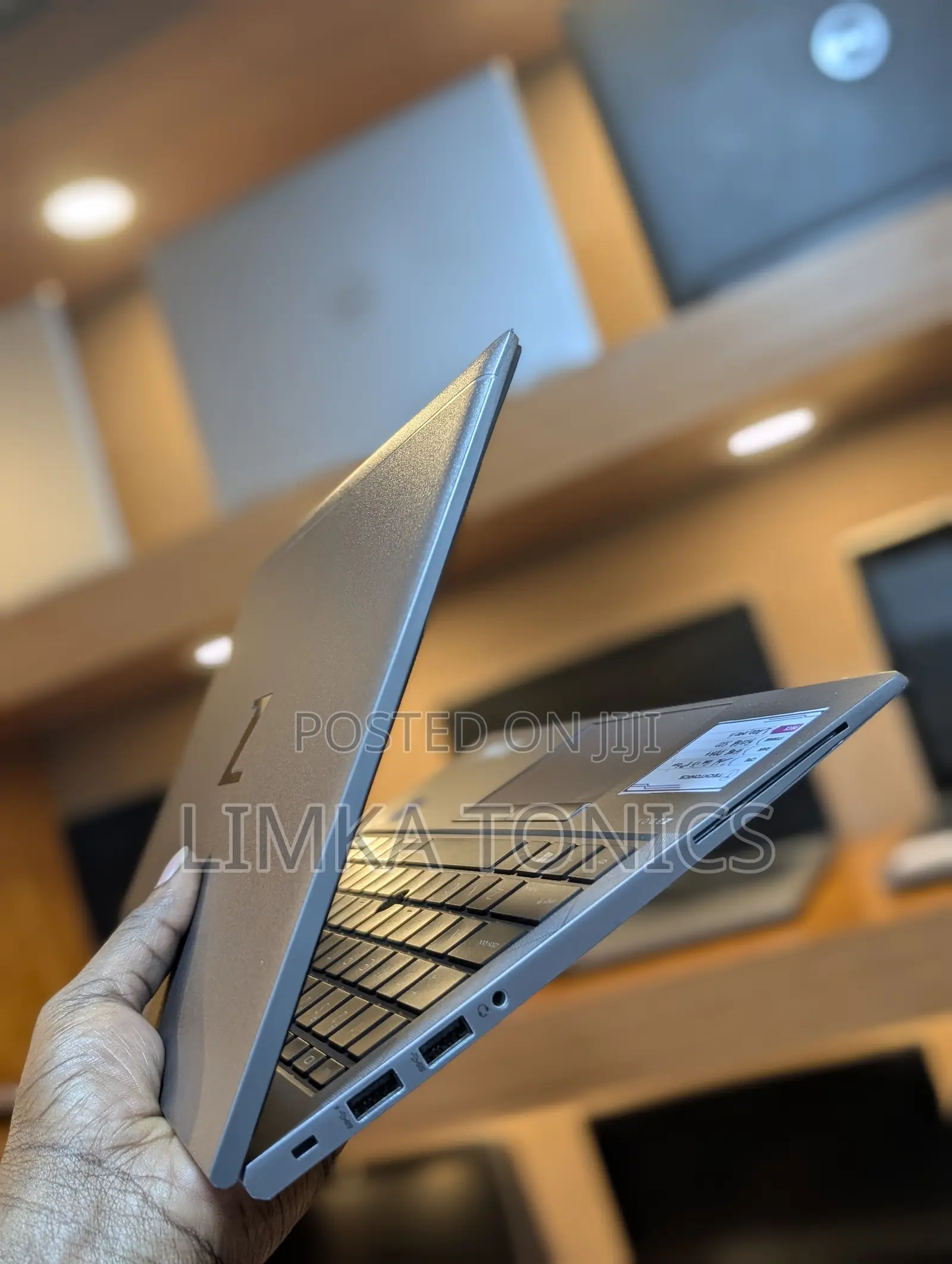 New Laptop HP ZBook 14 16GB Intel Core i5 SSD 512GB