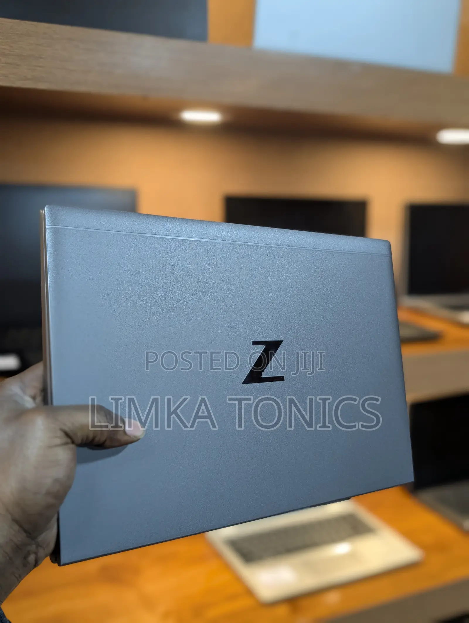 New Laptop HP ZBook 14 16GB Intel Core i5 SSD 512GB