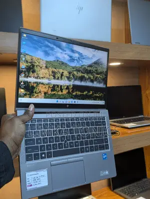 New Laptop HP ZBook 14 16GB Intel Core i5 SSD 512GB