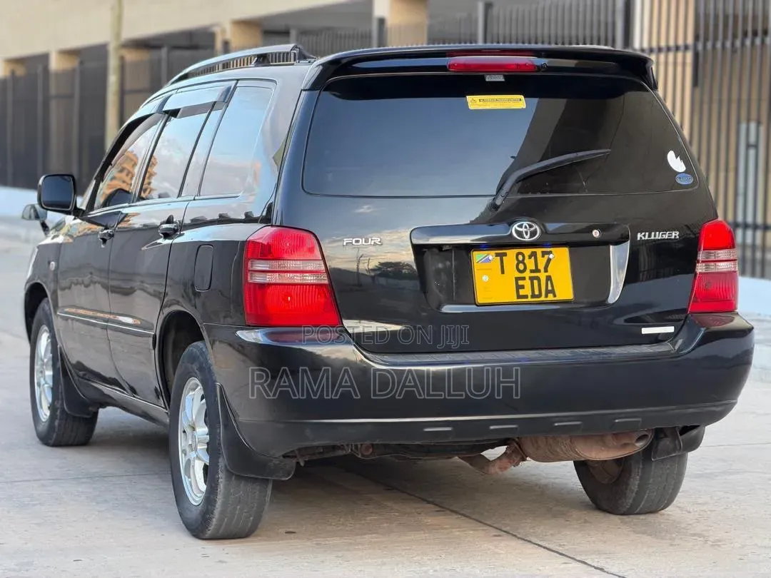 Toyota Kluger 2004 Black