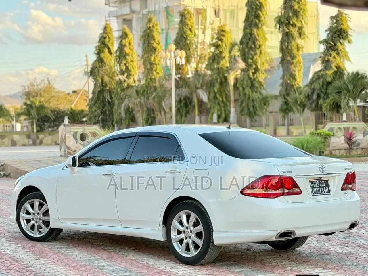 Toyota Crown 2009 White