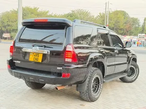 Toyota Hilux Surf 2.7 SSR 2006 Black