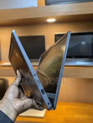 New Laptop Dell Latitude 7400 8GB Intel Core i5 SSD 256GB
