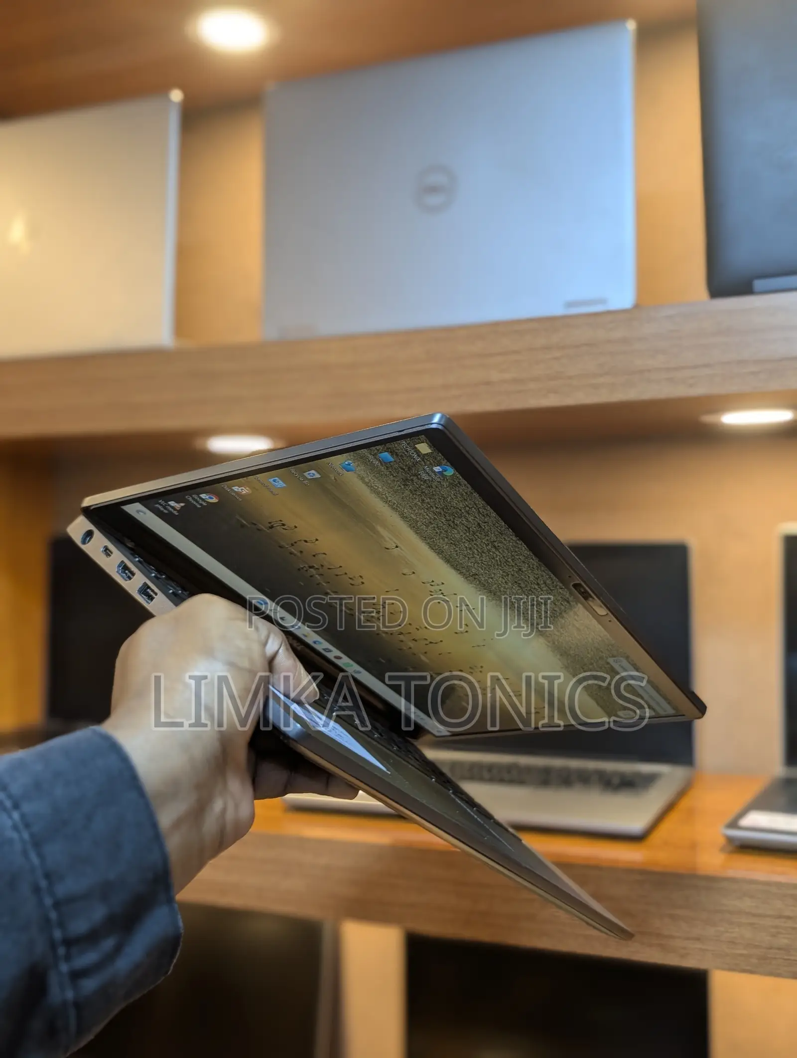 New Laptop Dell Latitude 7400 8GB Intel Core i5 SSD 256GB