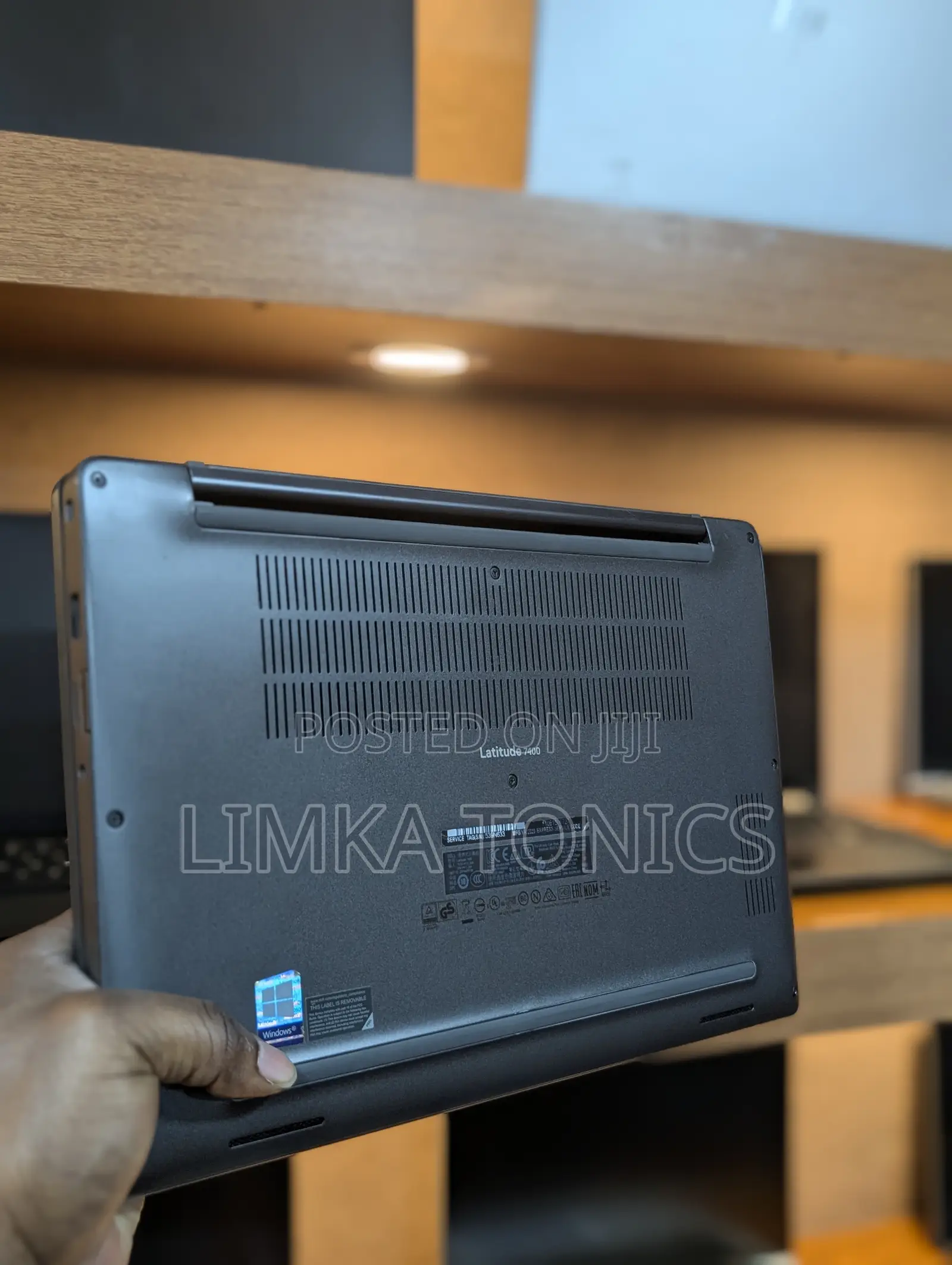 New Laptop Dell Latitude 7400 8GB Intel Core i5 SSD 256GB