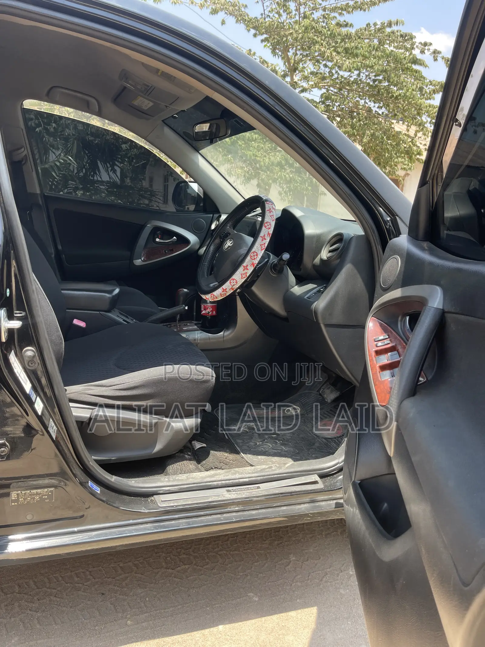 Toyota Vanguard 2010 Black