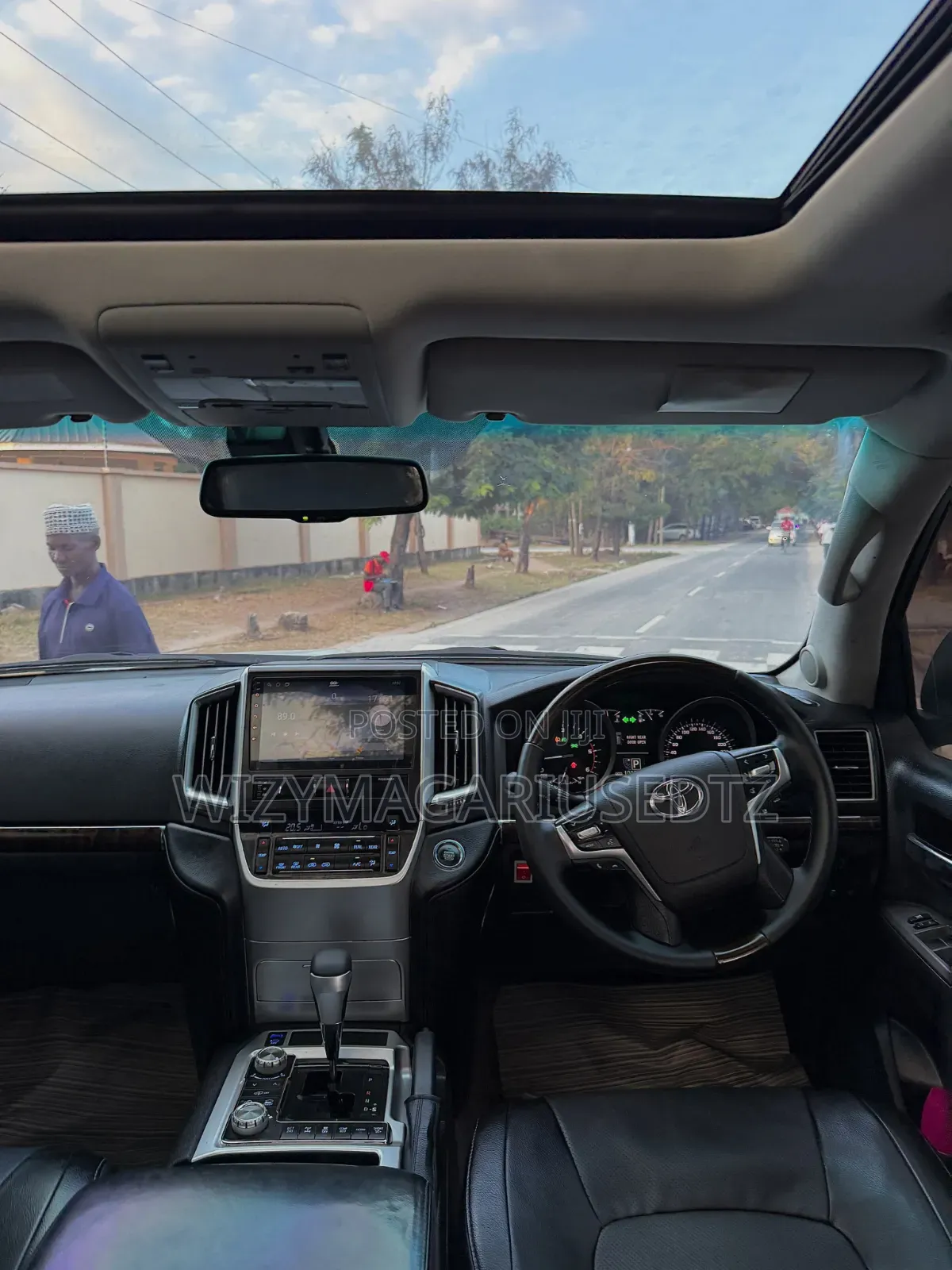 Toyota Land Cruiser 2015 Off white