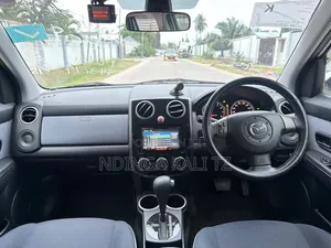 Mazda Verisa 2010 White