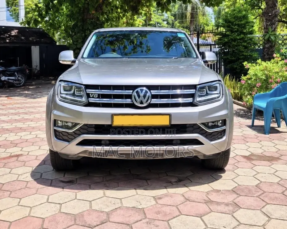 Volkswagen Amarok 2020 Silver