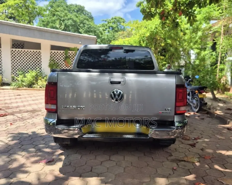 Volkswagen Amarok 2020 Silver