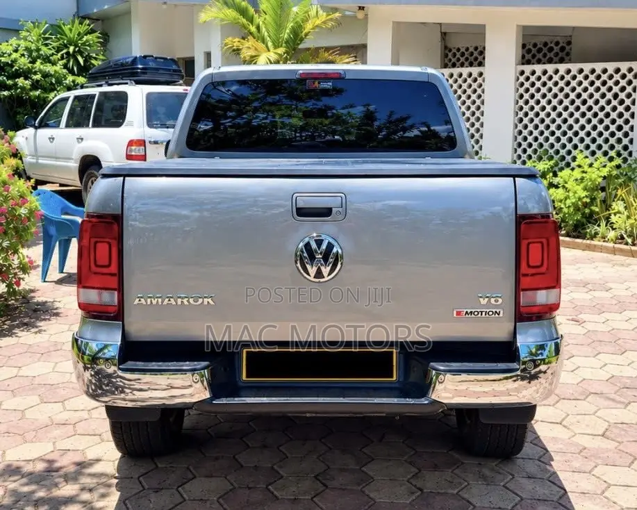 Volkswagen Amarok 2020 Silver