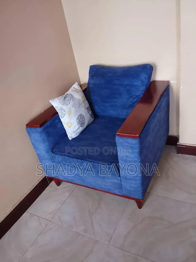 Furniture Za Ndani