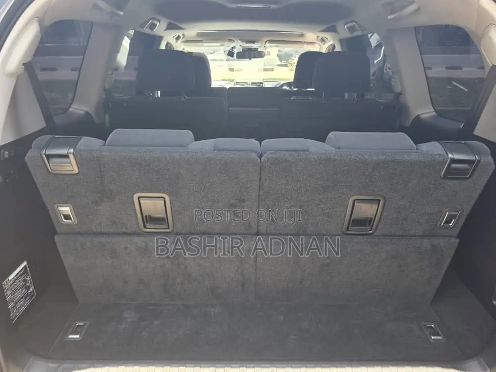 Toyota Land Cruiser Prado 2.7 2023 Black