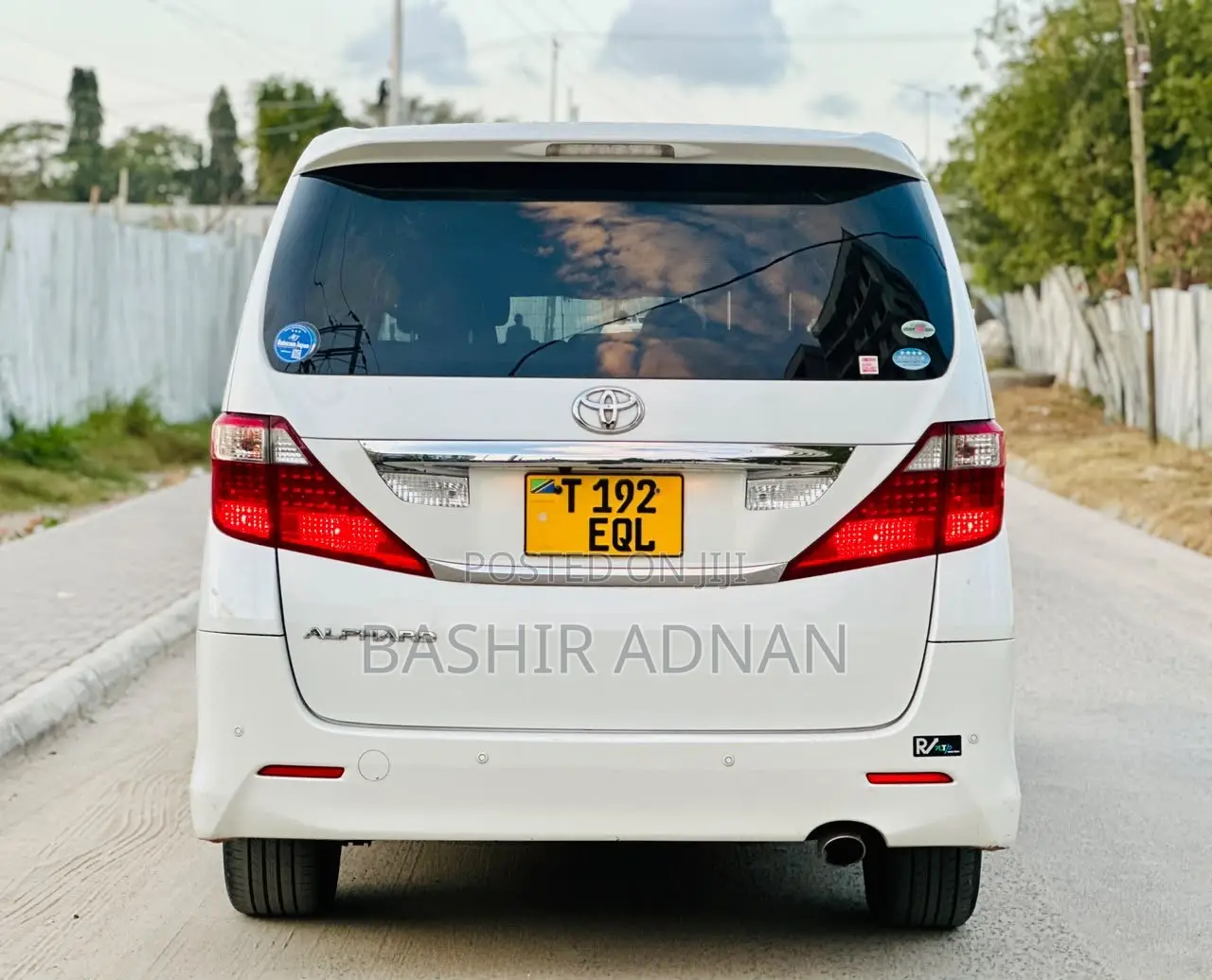 Toyota Alphard 2009 Pearl