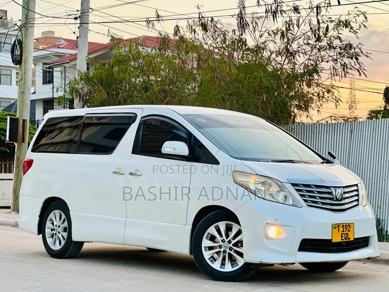 Toyota Alphard 2009 Pearl