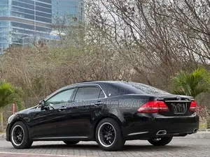 Toyota Crown 2009 Black