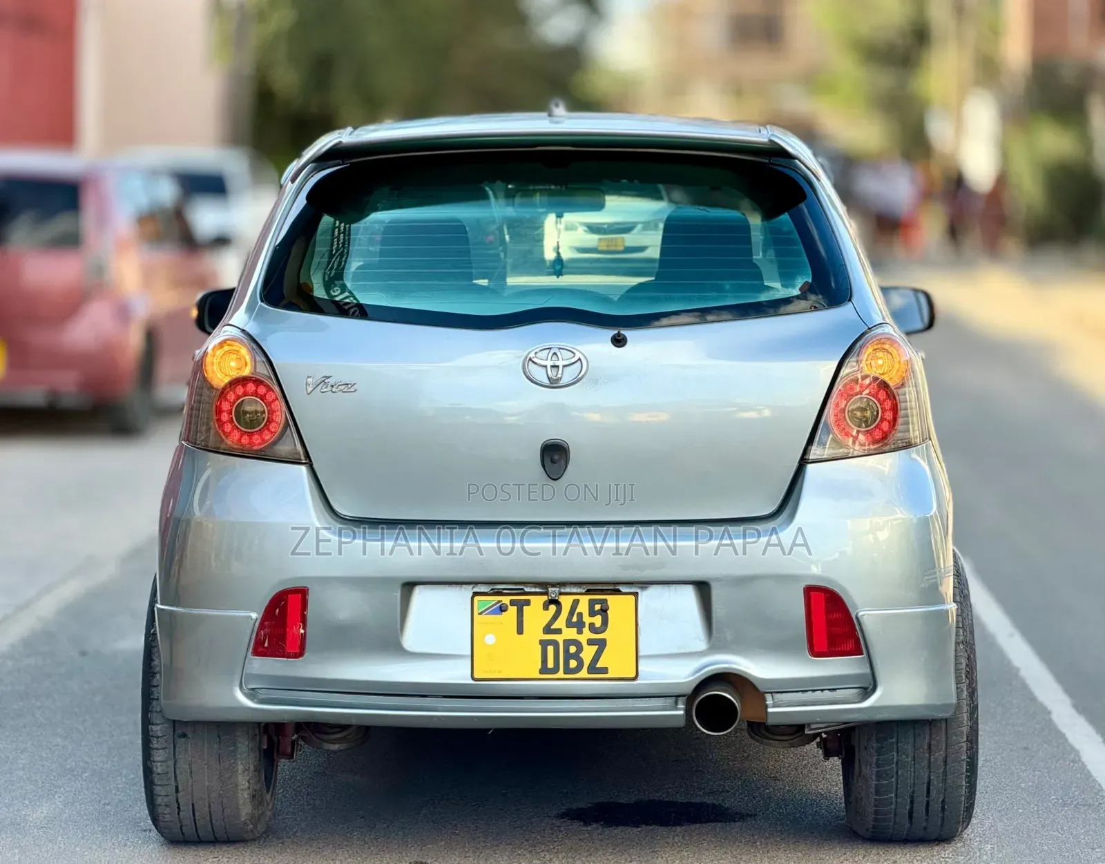 Toyota Vitz 2006 Silver