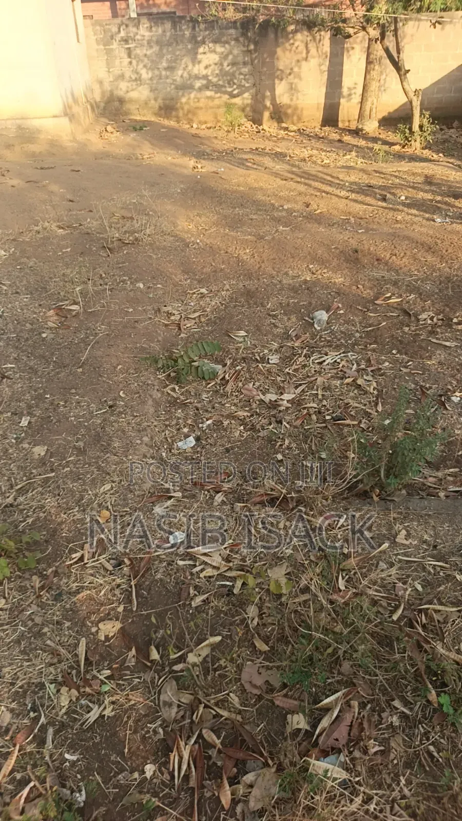 Furnished 8bdrm House in Mkolani for sale