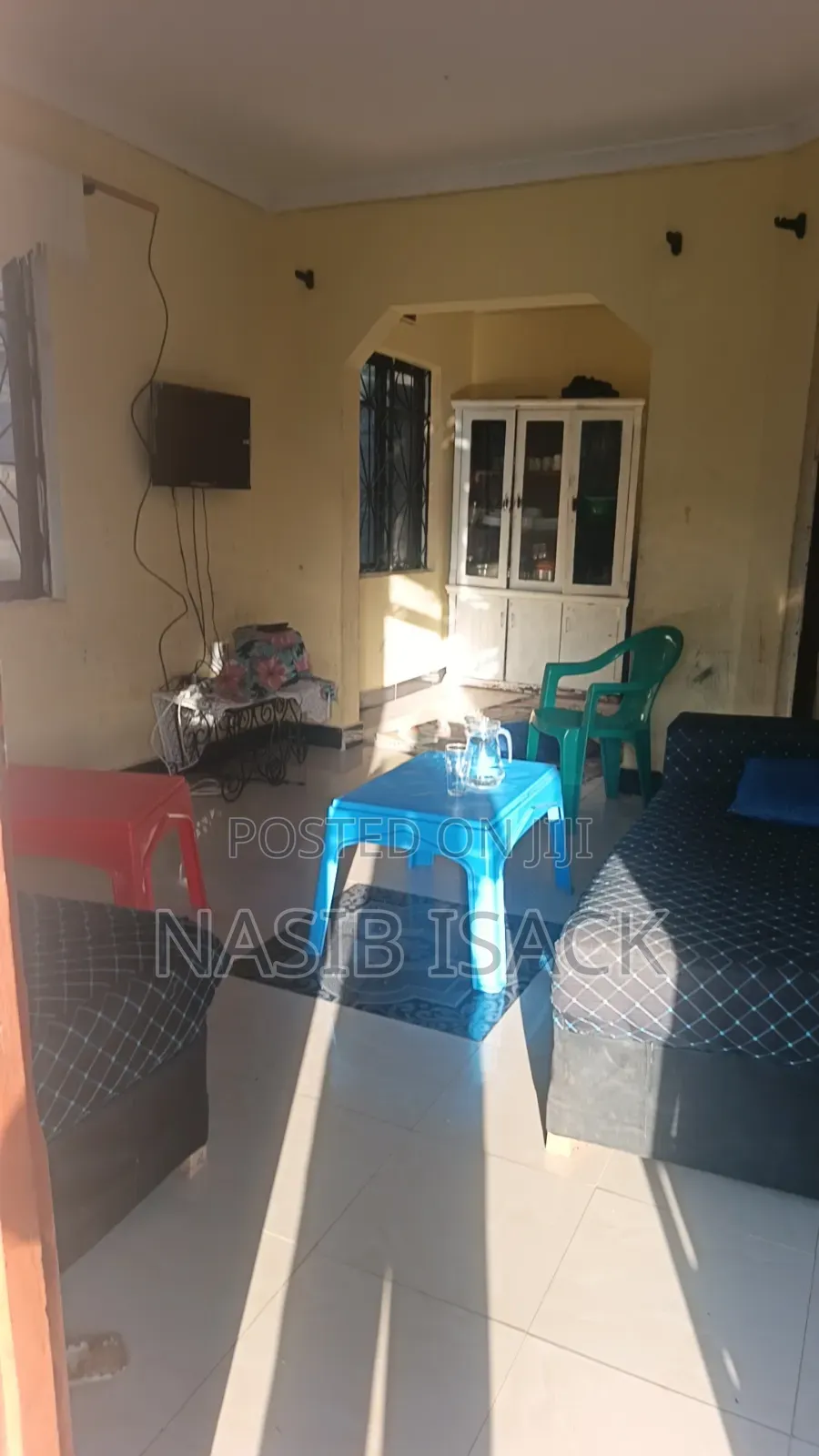 Furnished 8bdrm House in Mkolani for sale