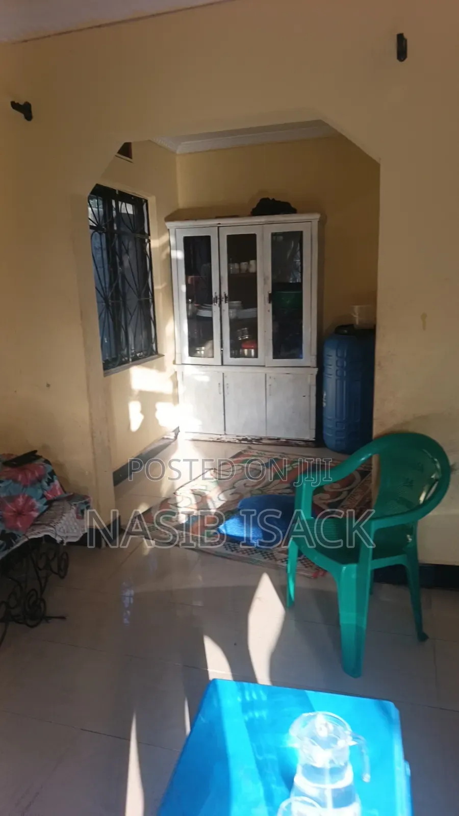 Furnished 8bdrm House in Mkolani for sale