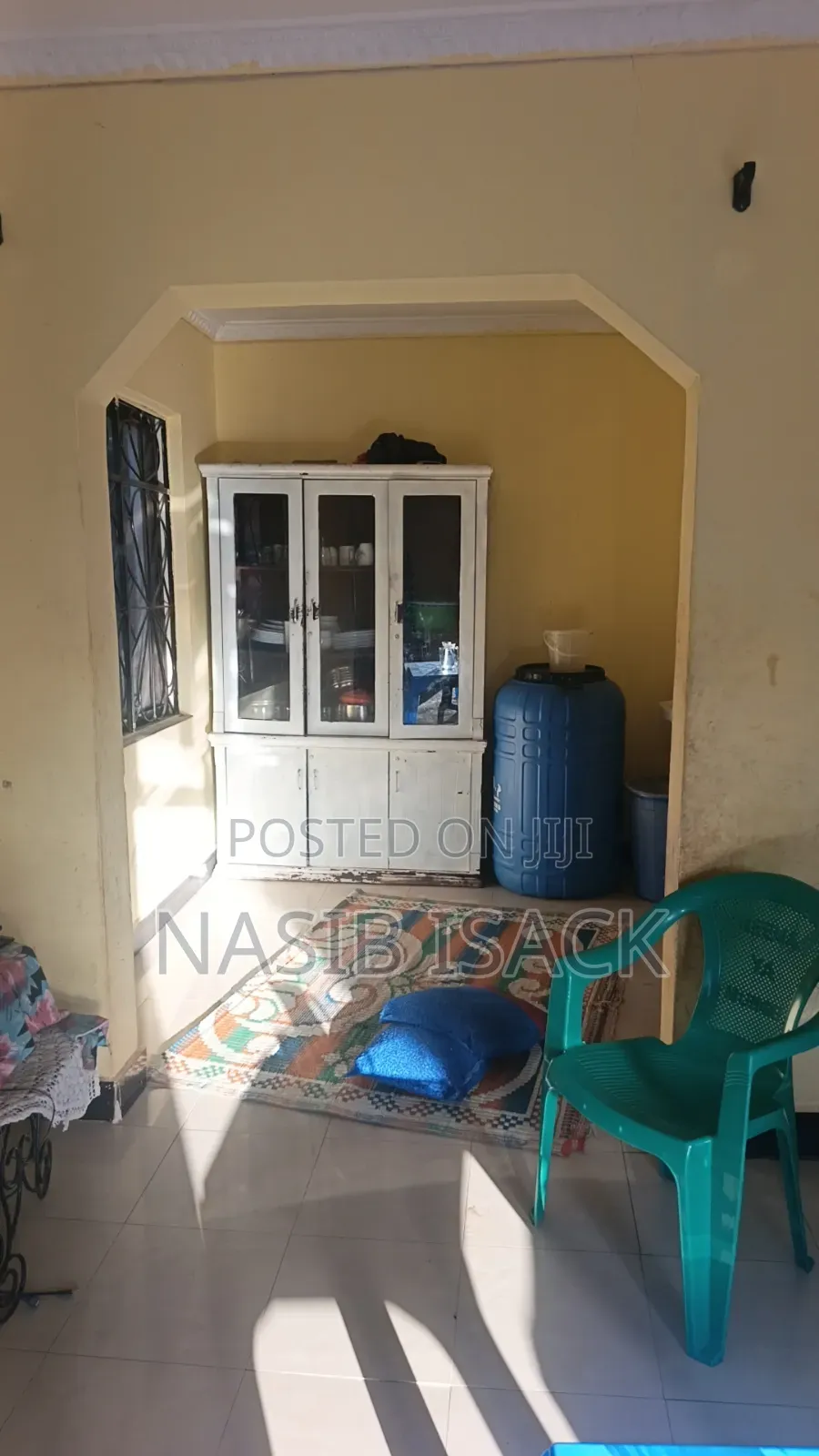 Furnished 8bdrm House in Mkolani for sale