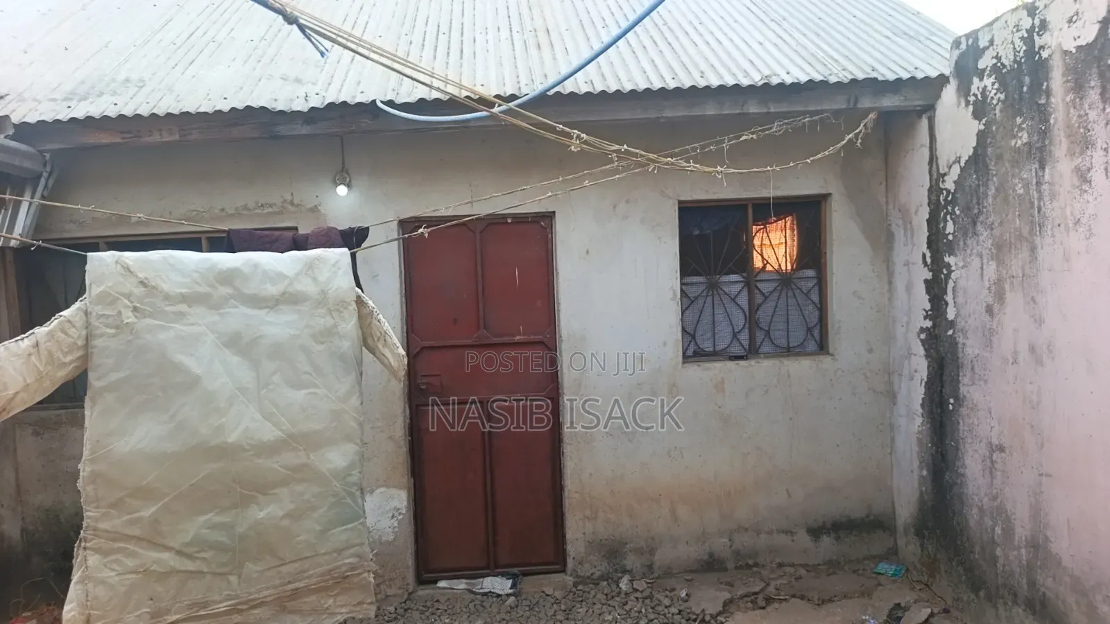 Furnished 8bdrm House in Mkolani for sale