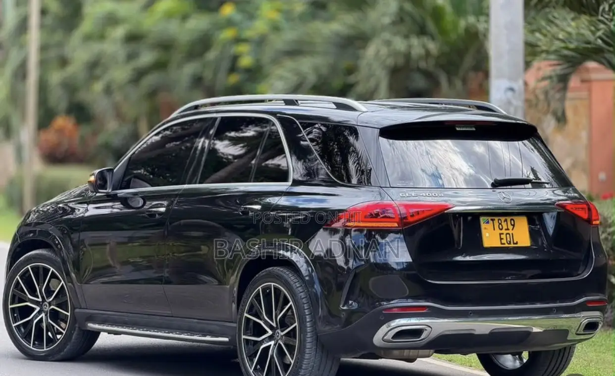 Mercedes-Benz GLE-Class GLE 400d 4MATIC 2021 Black