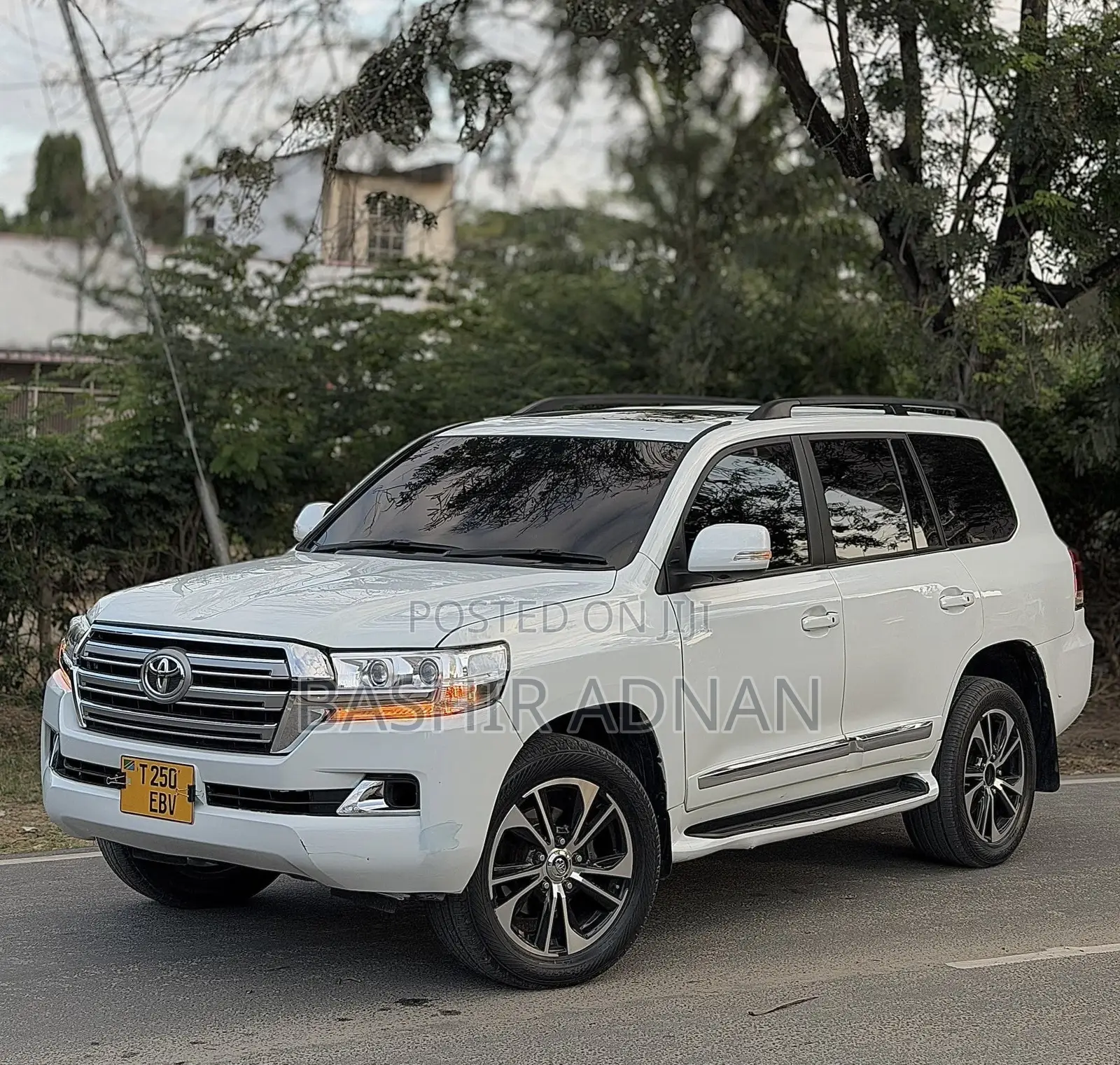 Toyota Land Cruiser 2014 White