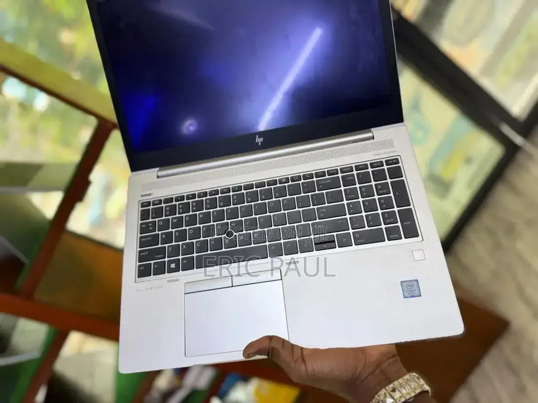 Laptop HP EliteBook 850 G6 16GB Intel Core i7 SSD 256GB
