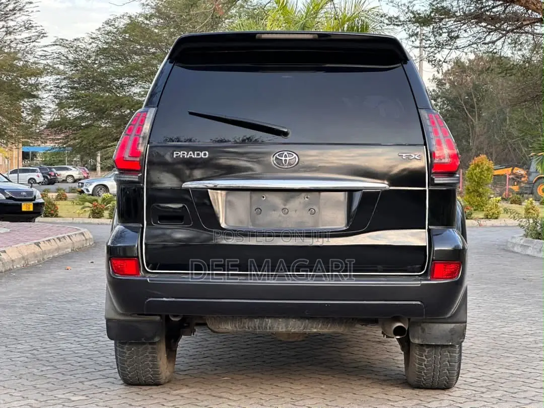 Toyota Land Cruiser Prado 2004 Black