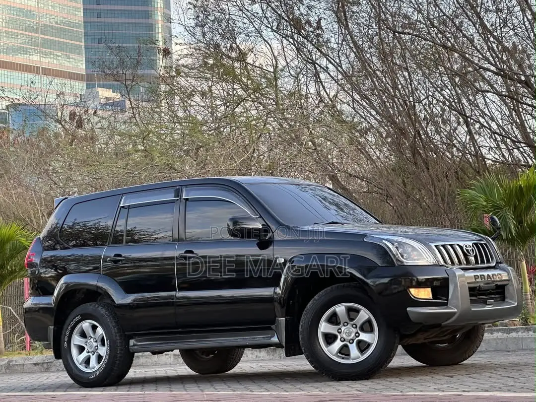 Toyota Land Cruiser Prado 2004 Black