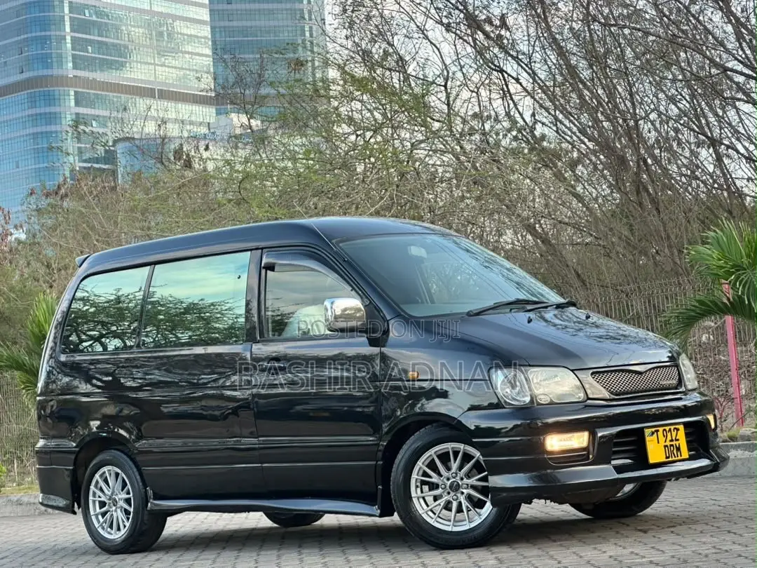 Toyota Noah 2.0 FWD (8 Seater) 2001 Black