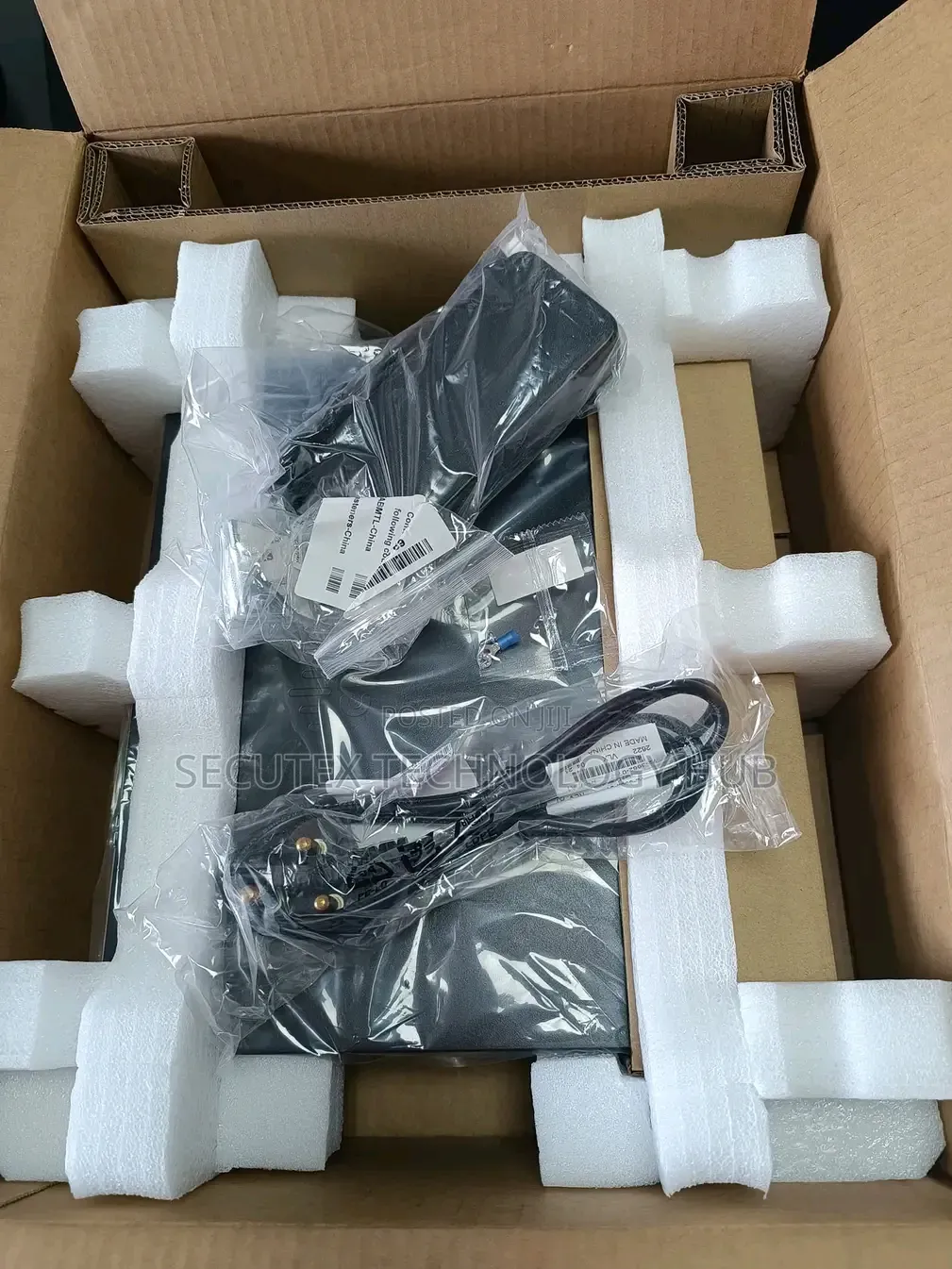 Cisco Isr 4331/ Router – 3ge, 2nim, 1sm, 4gb Flash, 4gb Dram