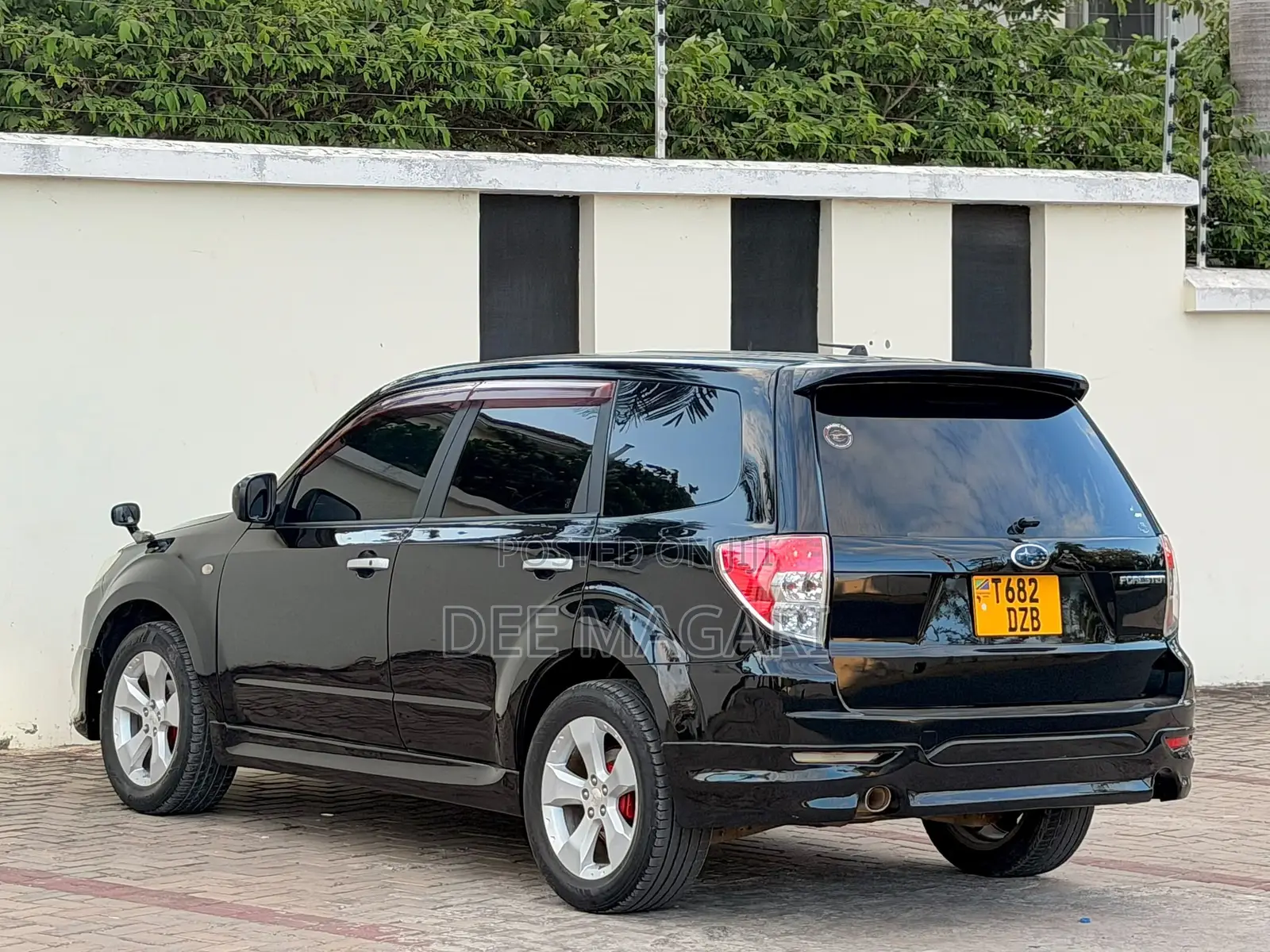 Subaru Forester 2010 Black