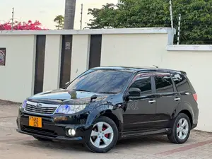 Subaru Forester 2010 Black