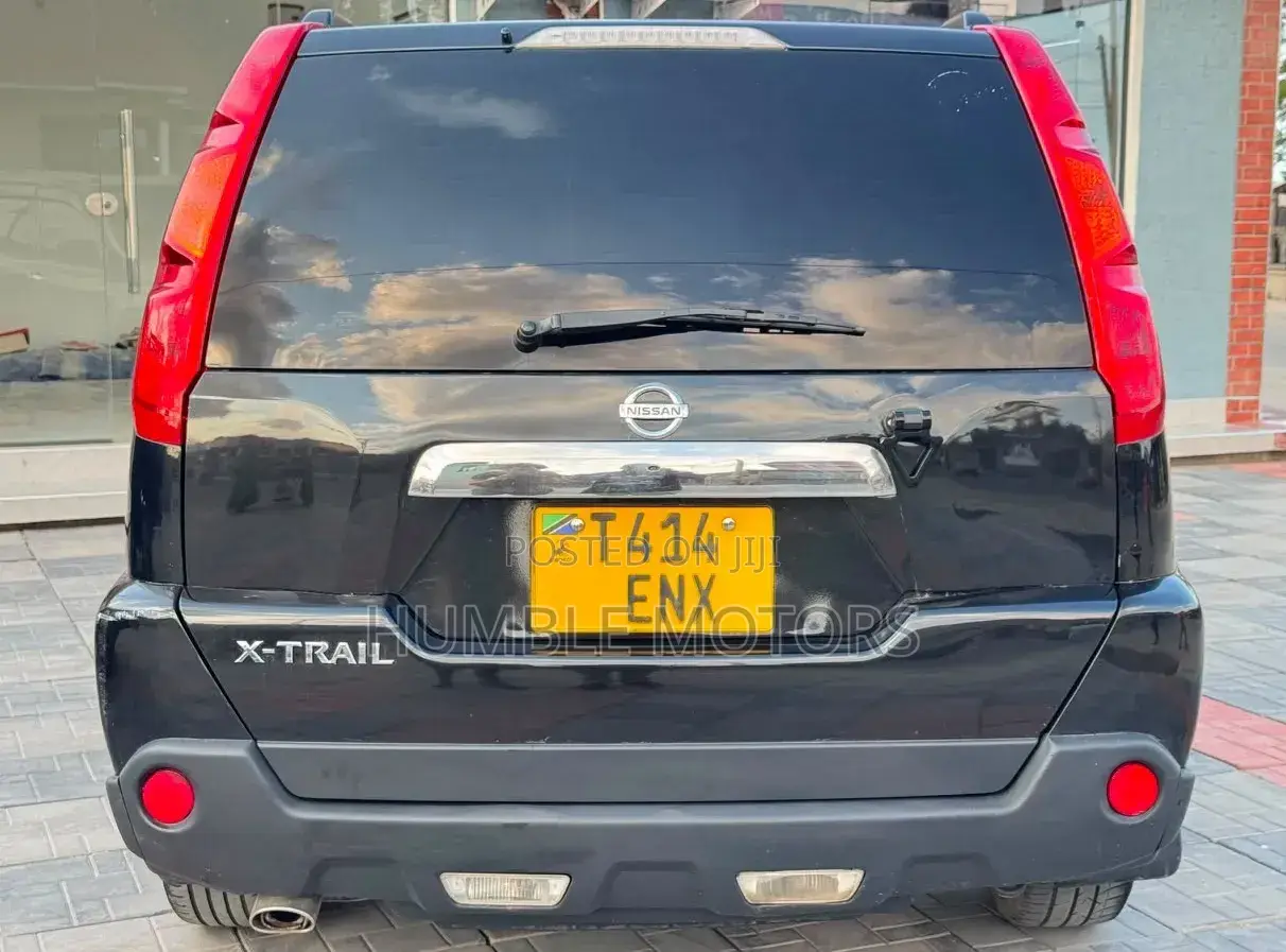 Nissan X-Trail 2010 Black