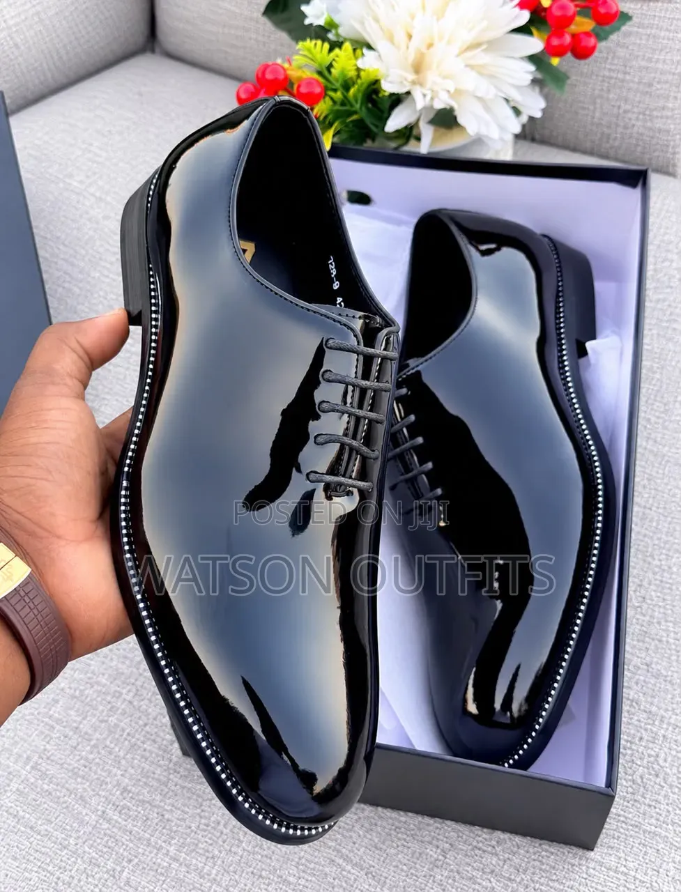 1 Colours CR7 Brand Men's Leather Shoes Zebra Colour Design