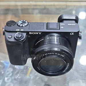 Sony A6400 Mirrorless Camera With 16-50mm F/3.5-5.6 II Lens