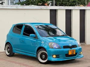 Toyota Vitz 2003 Blue