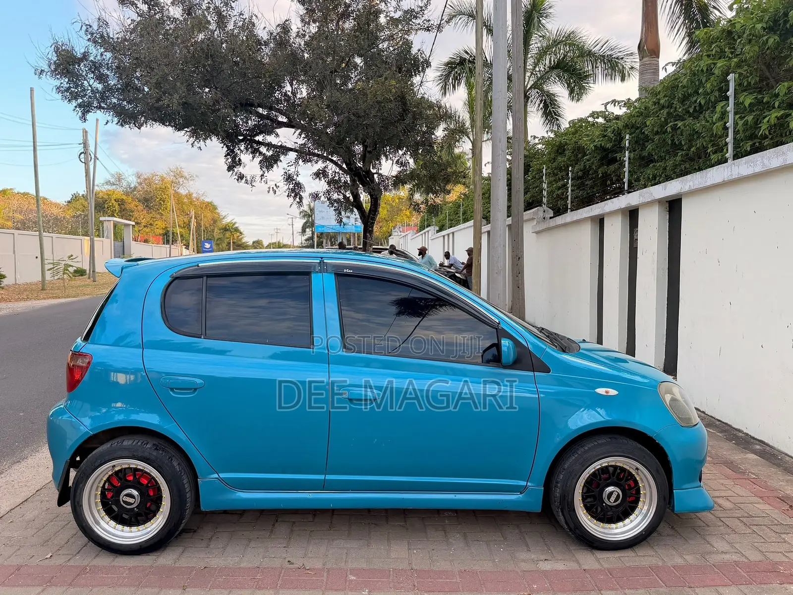 Toyota Vitz 2003 Blue