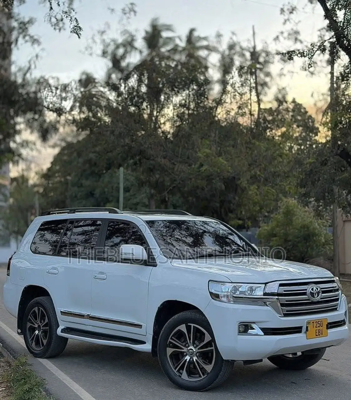 Toyota Land Cruiser 2014 Pearl