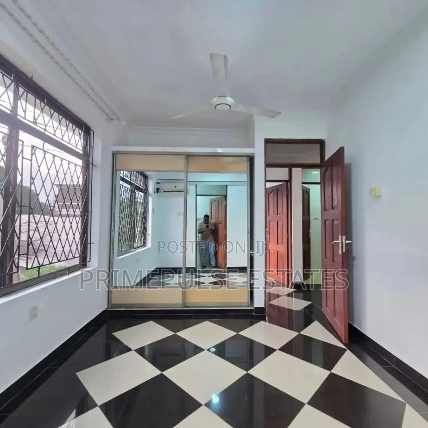 2bdrm Apartment in Mikocheni for rent