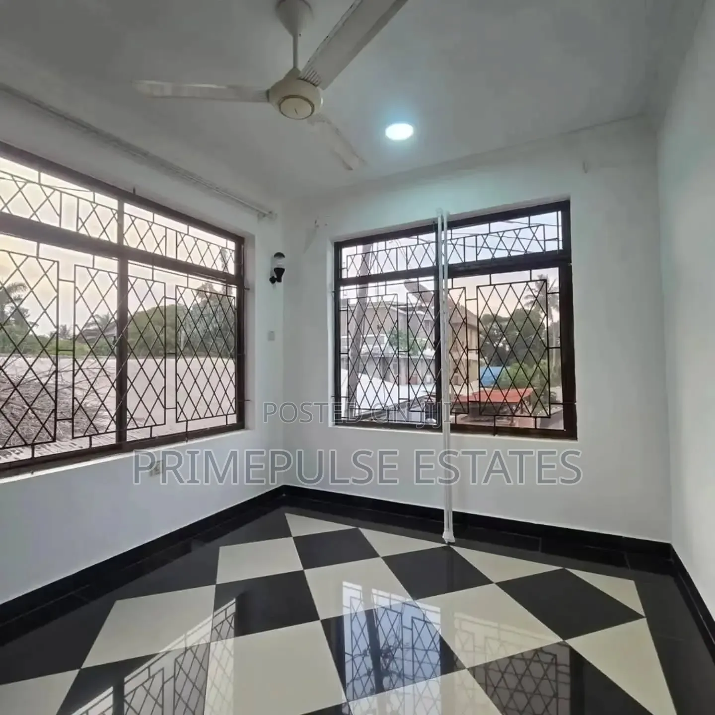 2bdrm Apartment in Mikocheni for rent